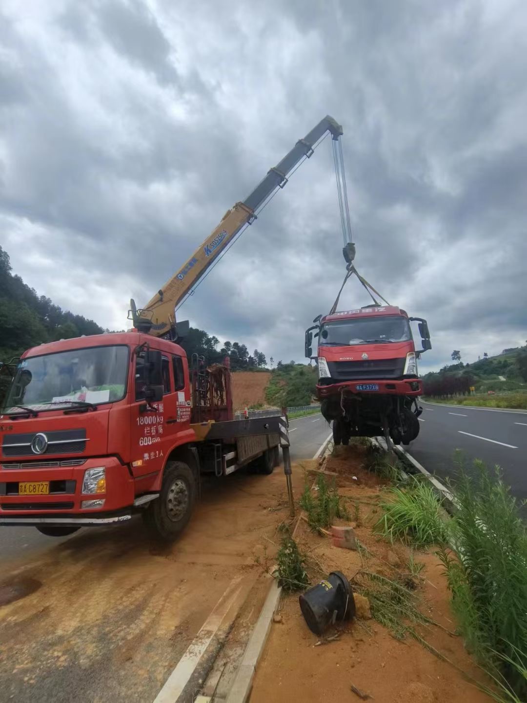 松山区吊车出租公司在日常生活中对吊车要怎样检查