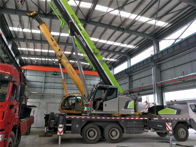 松山区高空车出租需要注意哪些安全事项？